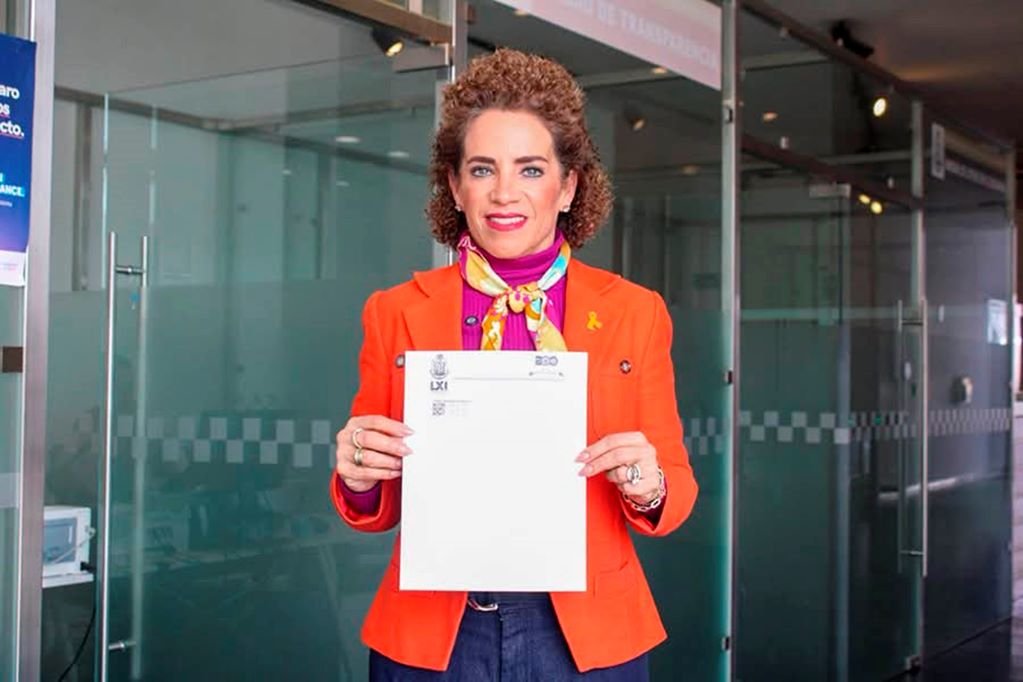 Adriana Meza propone ley en favor de las mujeres