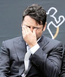 De la Hoya recae en antiguas adicciones