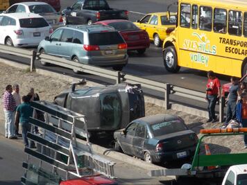 Se registra volcadura en 5 de febrero