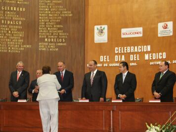 Celebran Día del Médico