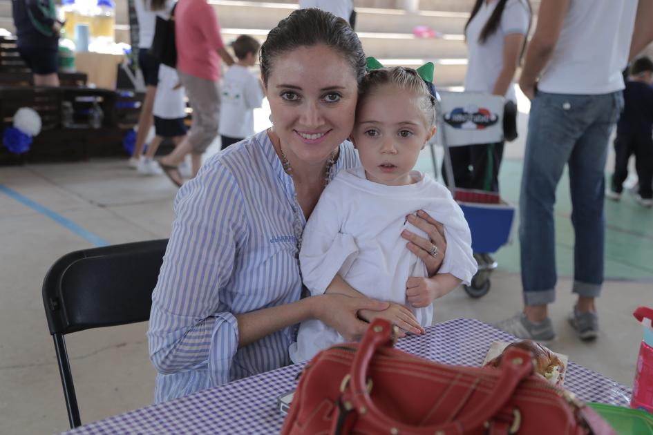 Cientos de asistentes, entre papás, alumnos y maestros, tuvieron la oportunidad viajar por el mundo a través de la ‘Feria de Negocios’