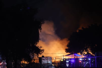 Se incendia recicladora en Querétaro