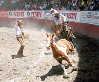 El escuadrón Juan Eduardo Ochoa Reyes triunfa en SJR