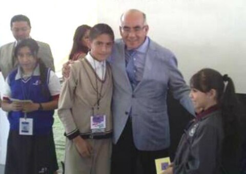 Corregidora entrega 12 mil becas