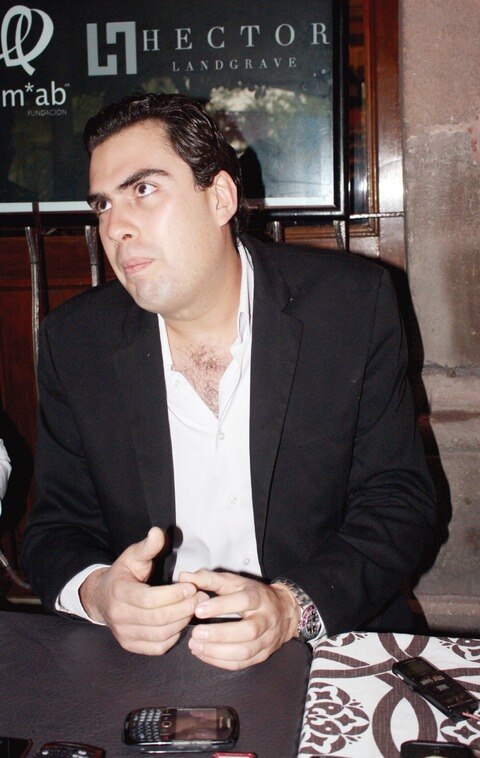 Donará diseñador a víctimas de cáncer