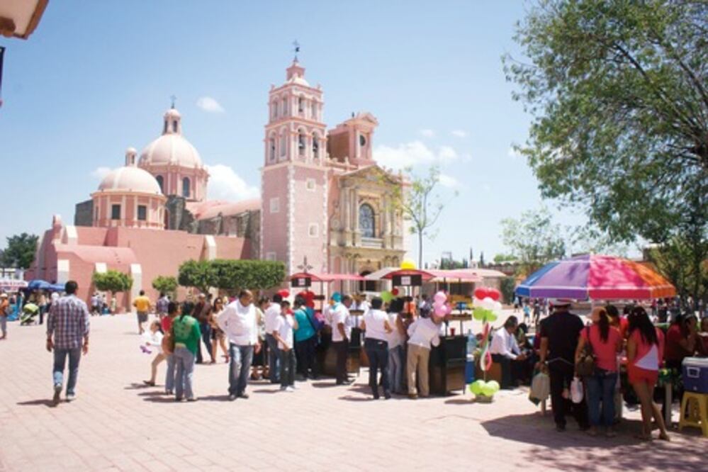 Preparan  Feria del Queso y el Vino