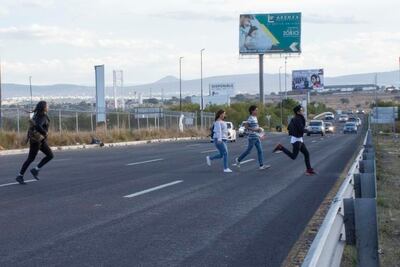 Aún no hay fecha para el puente, acepta Enrique Vega