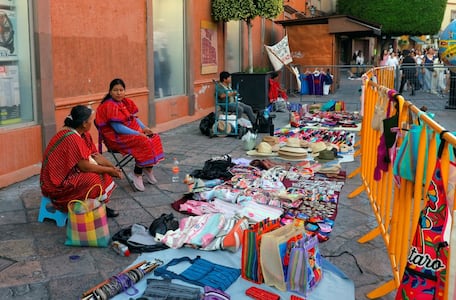 Economía informal crece 4.9% en Querétaro: Inegi