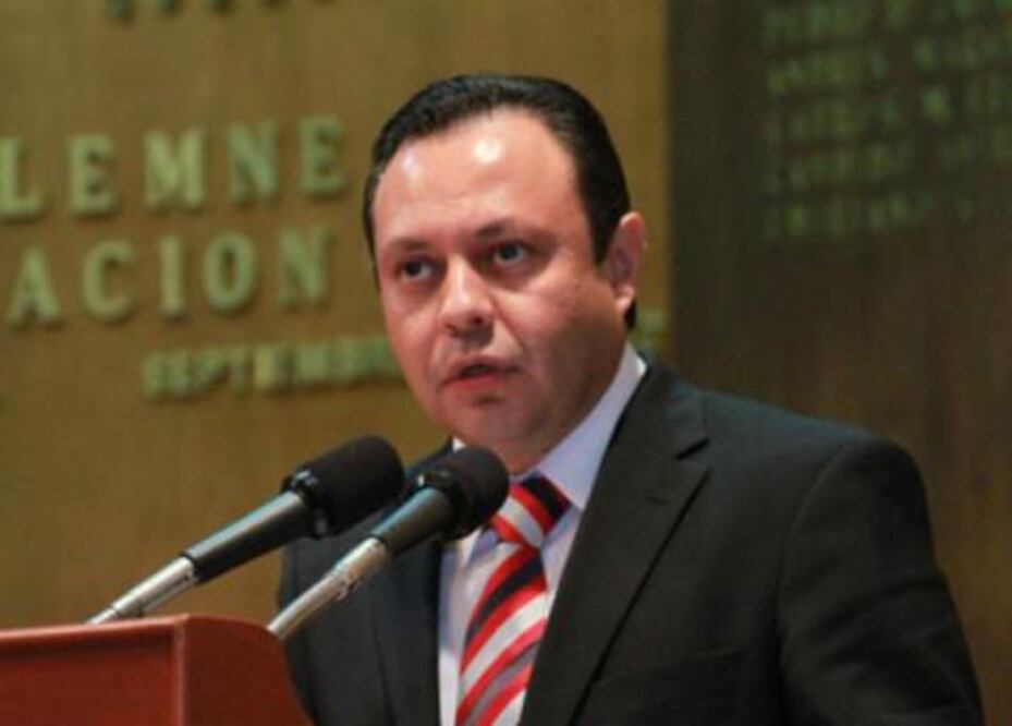 Posponen reelección de magistrado