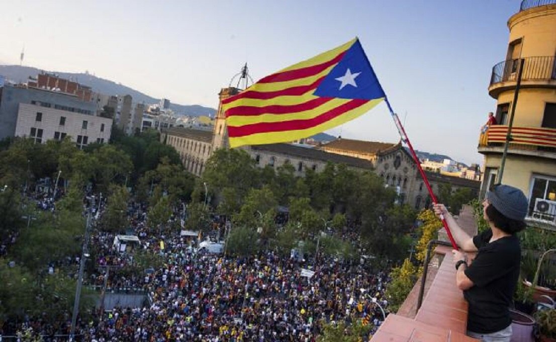 Declaración de independencia catalana podría darse el lunes, aseguran