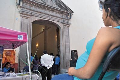 Obispo llama a católicos a luchar contra el aborto