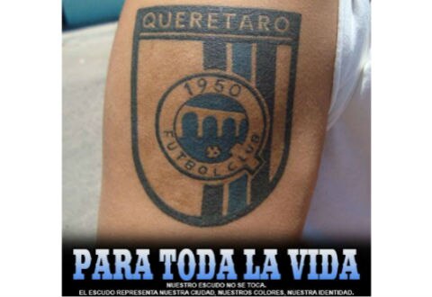 Defienden en redes sociales escudo de Gallos Blancos