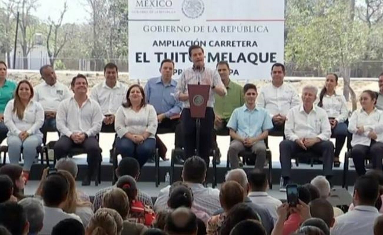 Pide Peña Nieto mantener el rumbo del país con unidad y buen ánimo