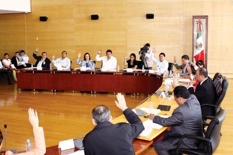 Regidores  exponen balance