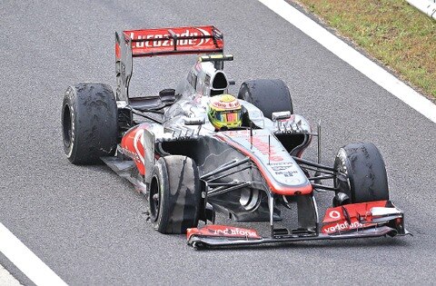 Otra vez sufre con las llantas