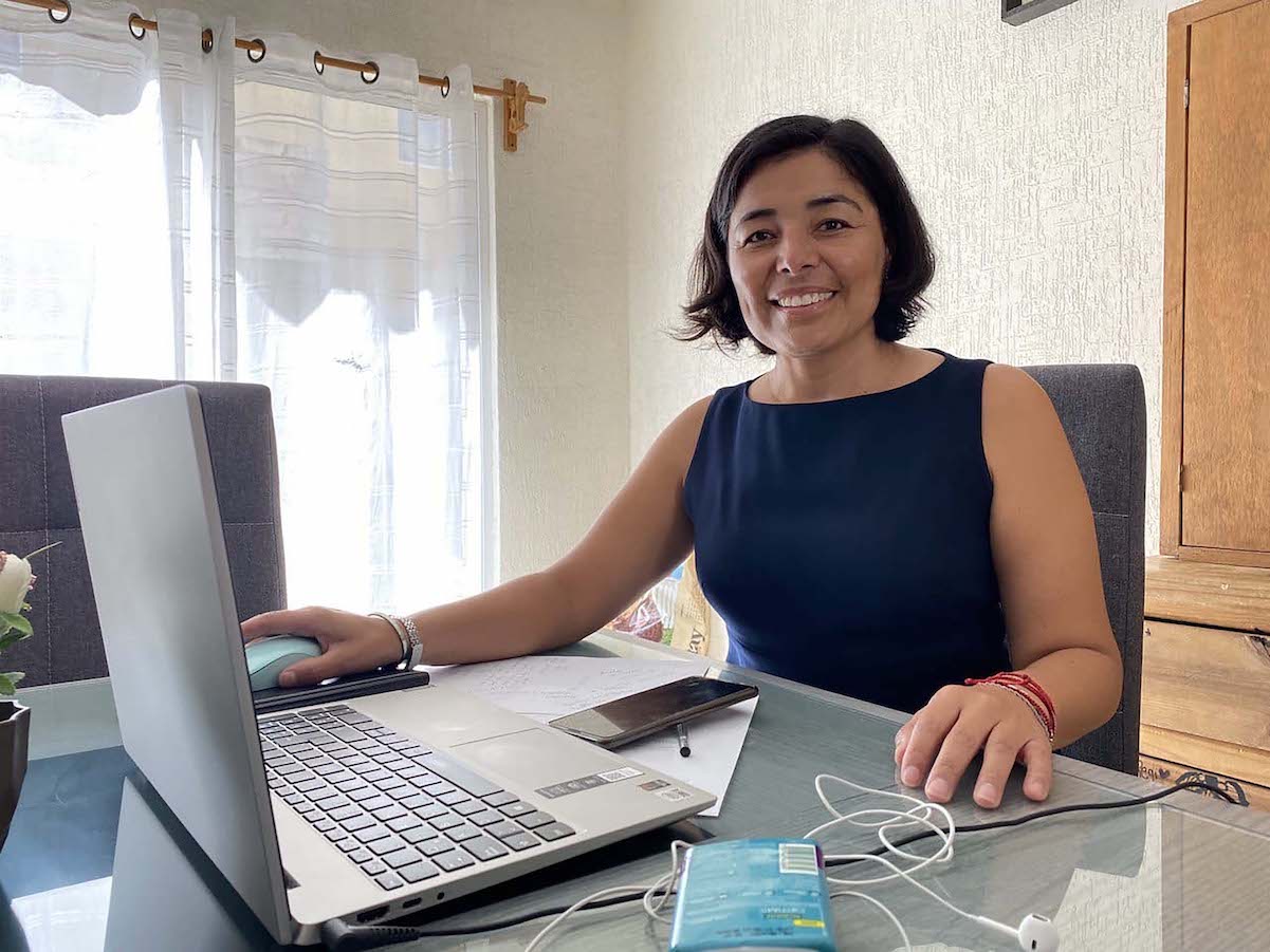 Una de las 10 mejores maestras del mundo es queretana; Diana Lorena Rubio lleva más de 15 años promoviendo la ciencia