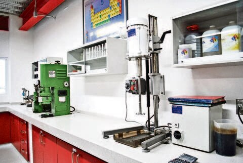 Presentan normatividad para sustancias químicas