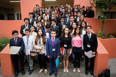 Colegio Carol Baur celebra Congreso de Paz