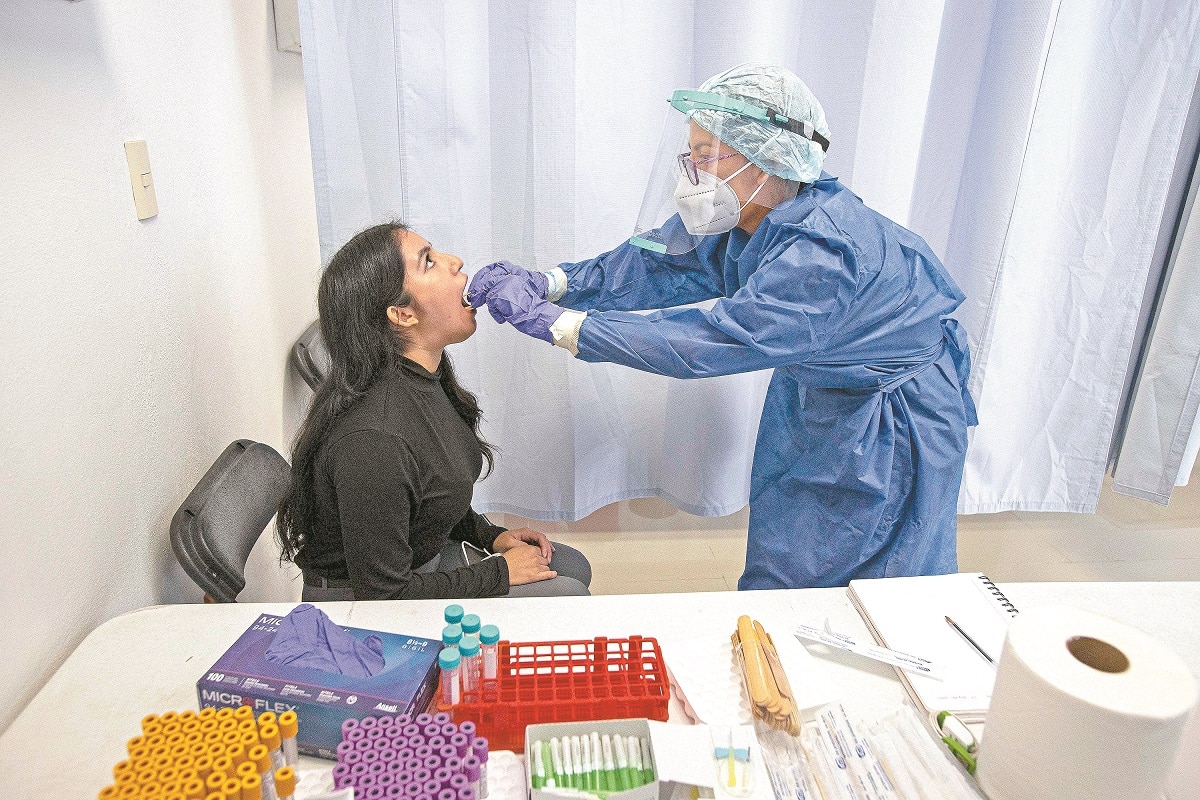 Inauguran la primera clínica universitaria para combatir el Covid-19