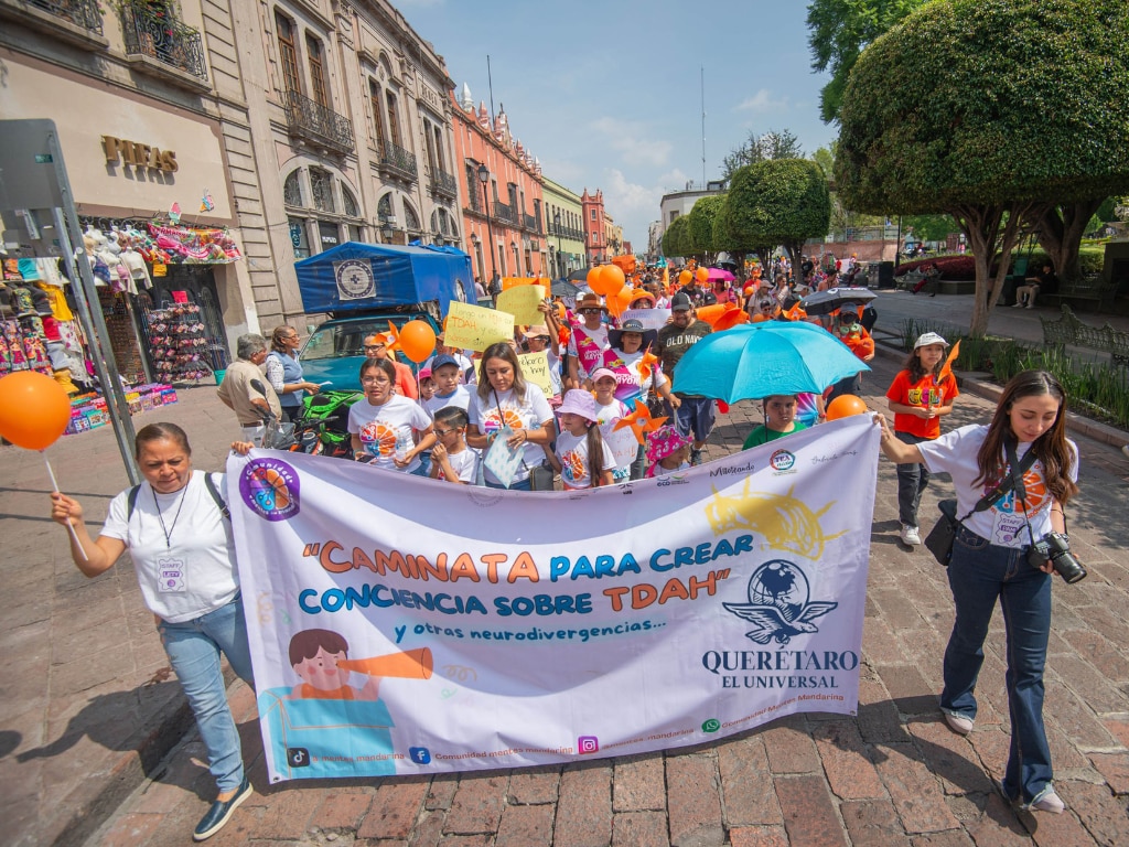 En Querétaro, marchan para visibilizar y generar conciencia sobre el TDAH