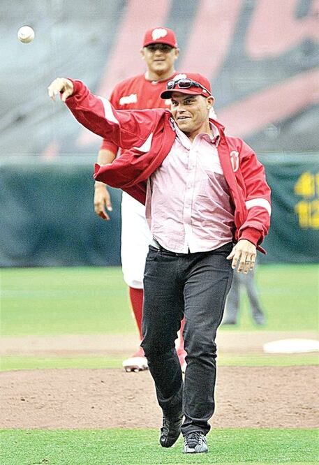 “El Pudge” Rodríguez se reúne con Reyes