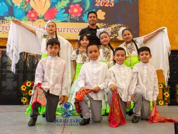 Danzan con los pies en la tarima y los sueños a tope