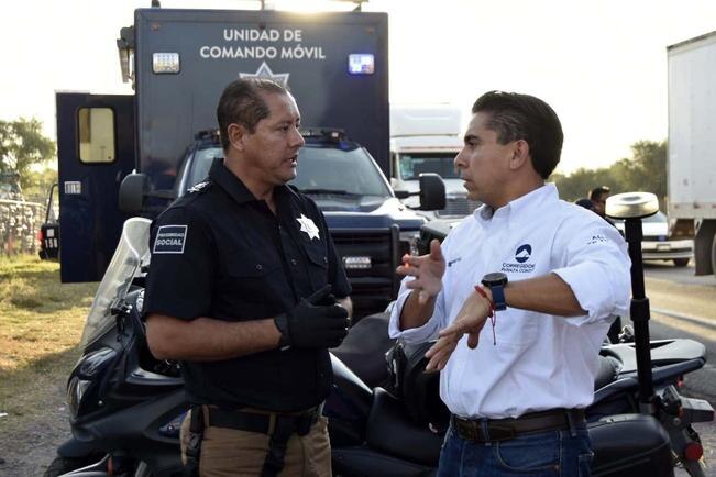 Ofrece Roberto Sosa infraestructura a tianguis El Pueblito