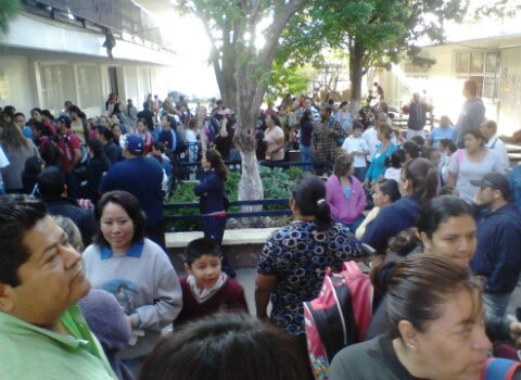 Anti reglamentario, cobrar cuotas a padres