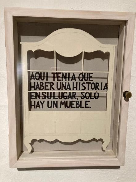 Tania Quezada presenta sus “Mausoleos familiares” 