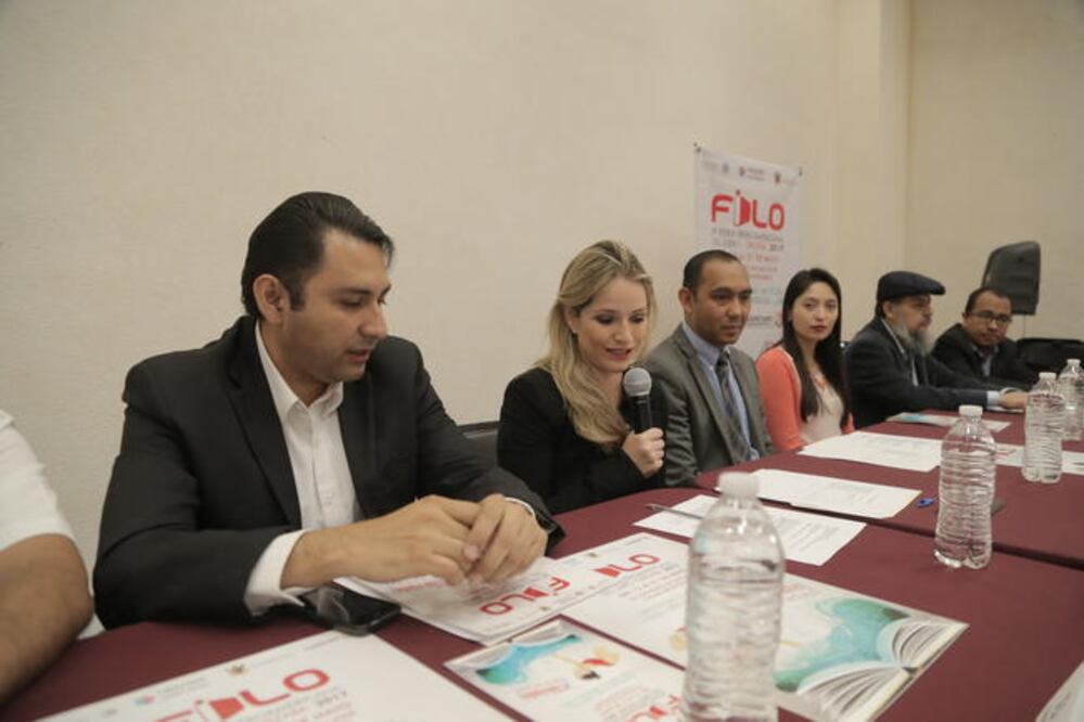 En la Feria de Pueblos Mágicos, realizada en Querétaro en 2016, llegó la invitación para ser estado invitado de la VIII FILO (GONZALO IBÁÑEZ. EL UNIVERSAL)