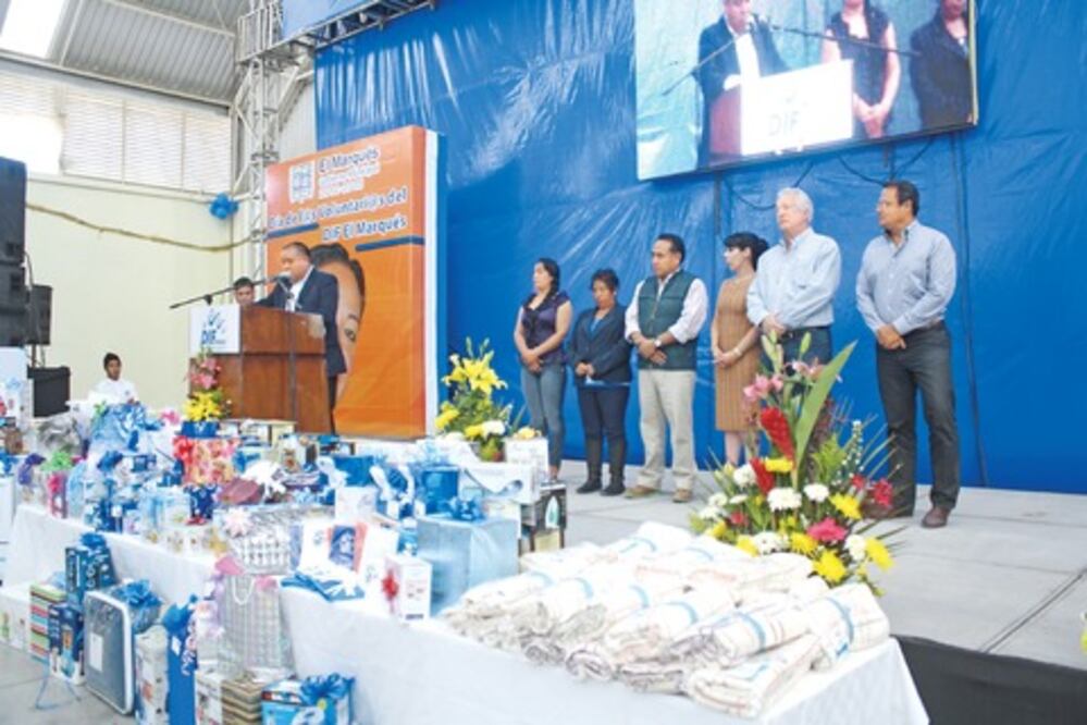 DIF reconoce acciones con amor