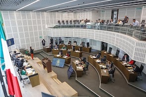 Avanza en Querétaro la reforma electoral con 19 votos a favor