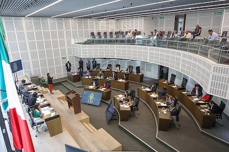 Avanza en Querétaro la reforma electoral con 19 votos a favor