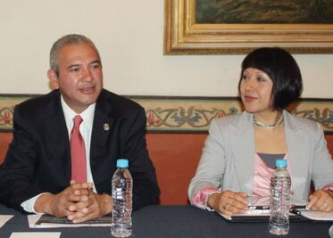 Capacitarán a más de 350 profesionales de la salud