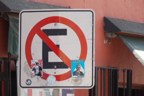 Mantenimiento a señales de tránsito