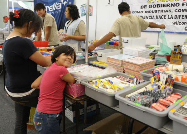 Obtienen papeleros 20% de ganancias anuales previo a inicio de cursos