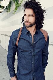 Fer Noriega le entra al mundo del narco