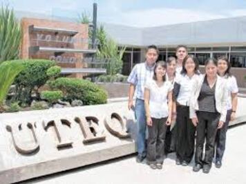Halla empleo 80% de egresados de Uteq