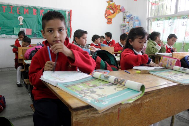 Buscan atender a los alumnos en riesgo