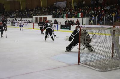 Querétaro es sede de torneo Mundial de Hockey sobre Hielo