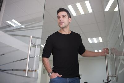 Un cubano haciendo ruido sexy