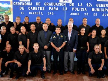 Se gradúa la XII generación de cadetes 