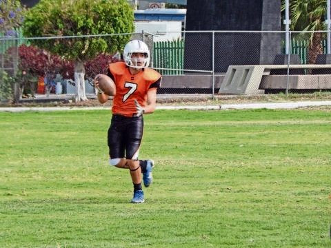 Invictos se enfrentan por la cima de OQROFA