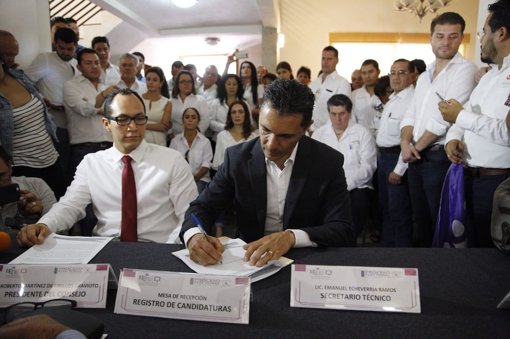 Adolfo Ríos se registró como candidato a la alcaldía capitalina por la coalición “Juntos haremos historia”, conformada por los partidos Morena, Encuentro Social y del Trabajo.