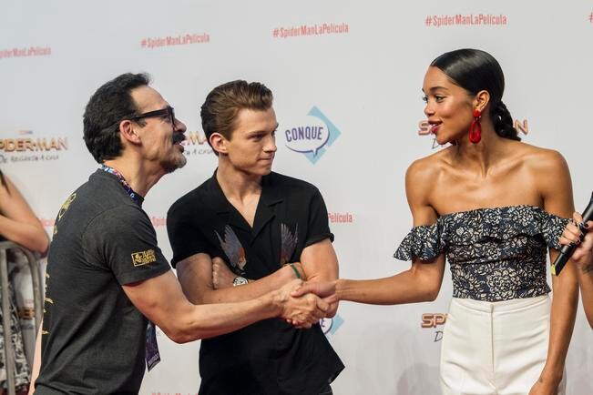 Tom Holland atrapa a los fans de Spider-man