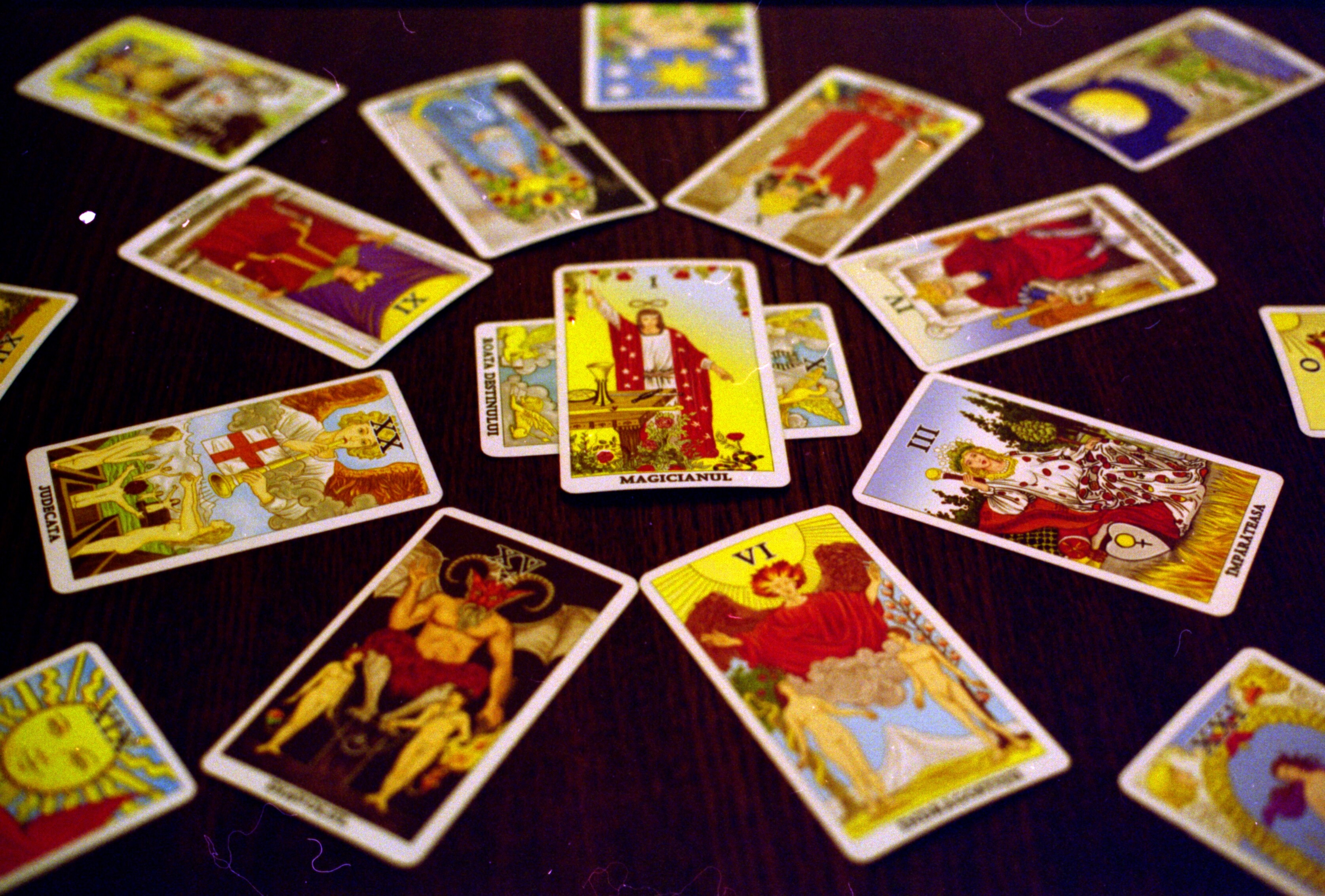 Lectura de tarot, atisbar en lo invisible a los ojos