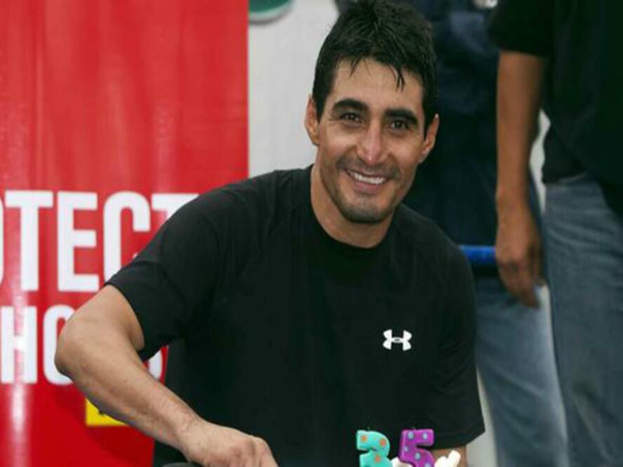 “El Terrible” pelearía tres funciones más