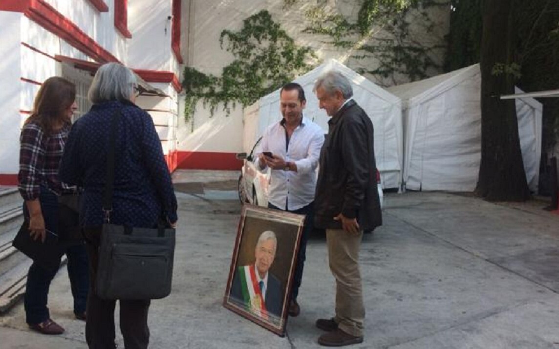 Sostiene AMLO reunión con integrantes de su próximo gabinete