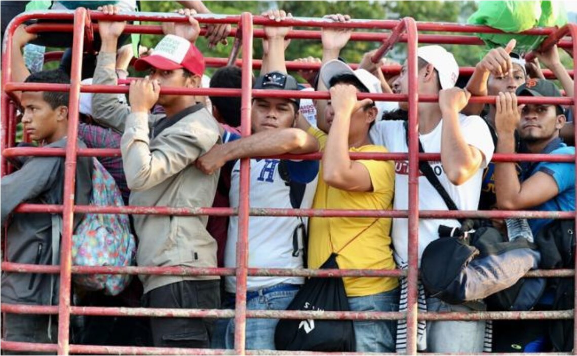 Milicias de extrema derecha declaran "guerra" a caravana migrante