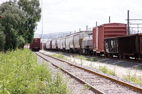 Adelantan inicio de obras del Tren México-Querétaro